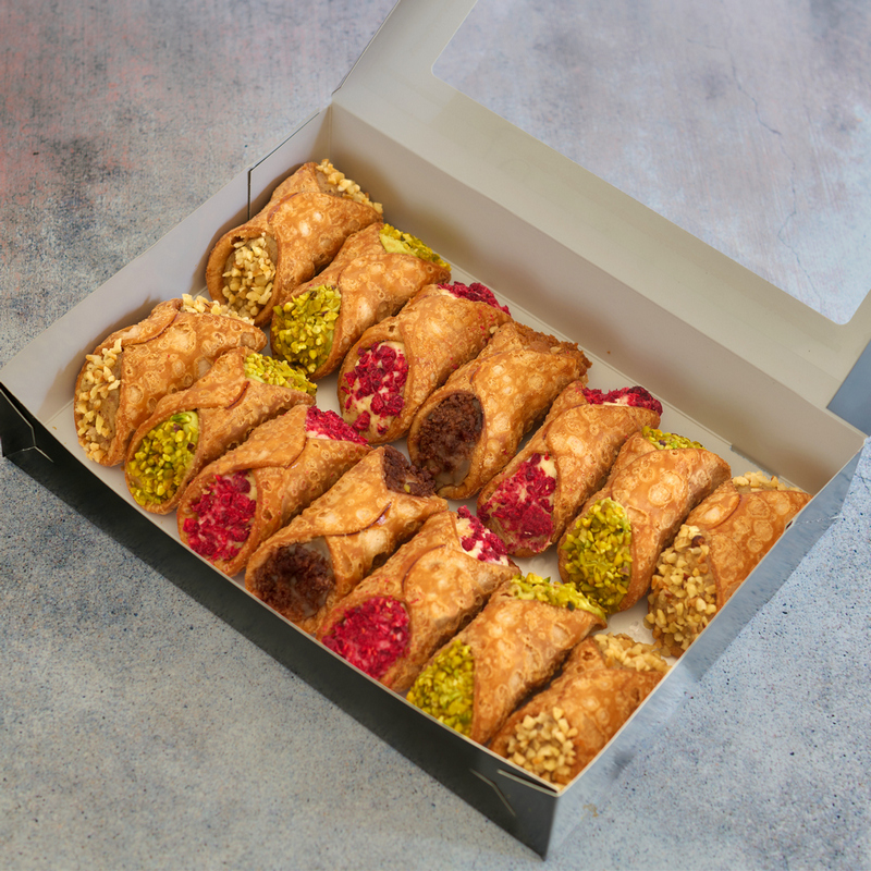 Cannoli box